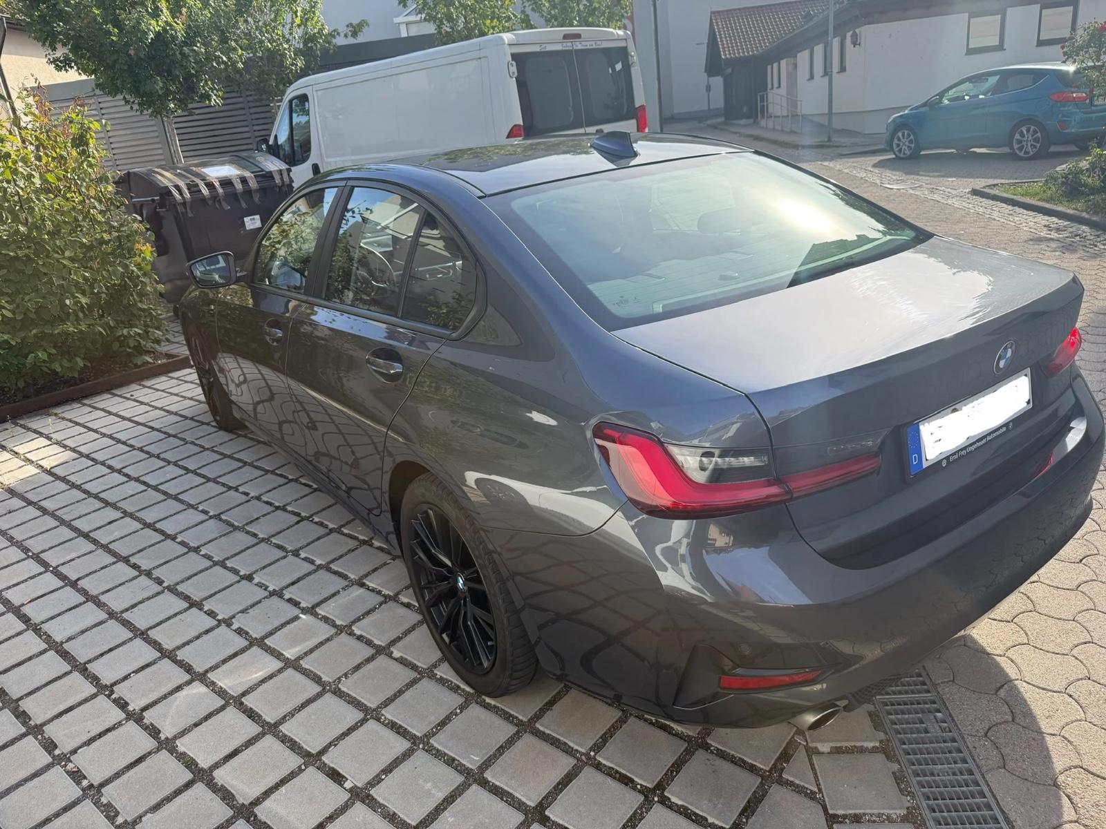 BMW 3er G20 318d Automati,Standheizung,TÜV 10/27