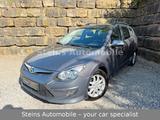 Hyundai i30 CW 1.6 Comfort *AUTOMATIK*KLIMAAUT.*TÜV NEU* - Hyundai i30 aus 2011: Cw