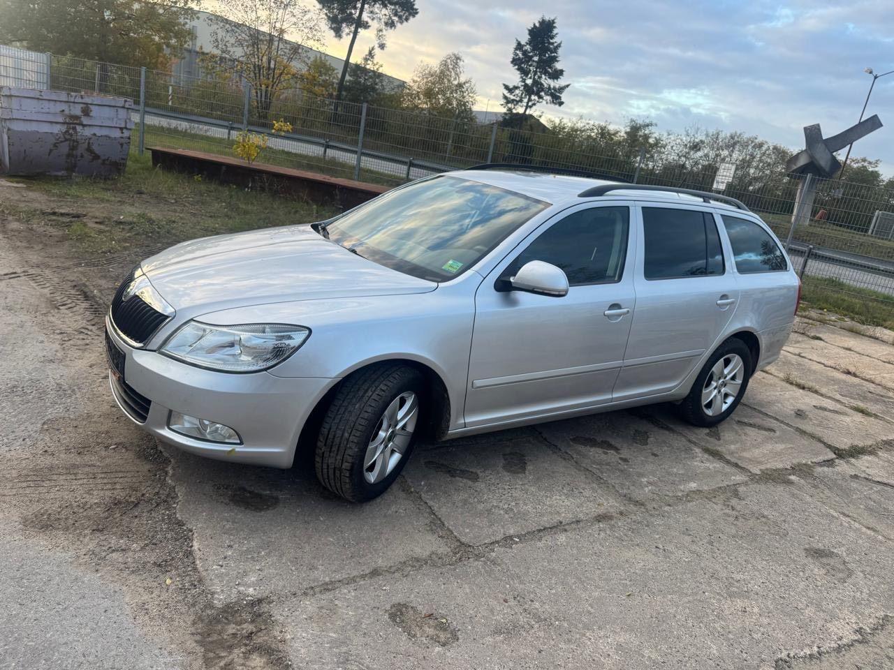 Skoda Octavia 2010 — photo 15