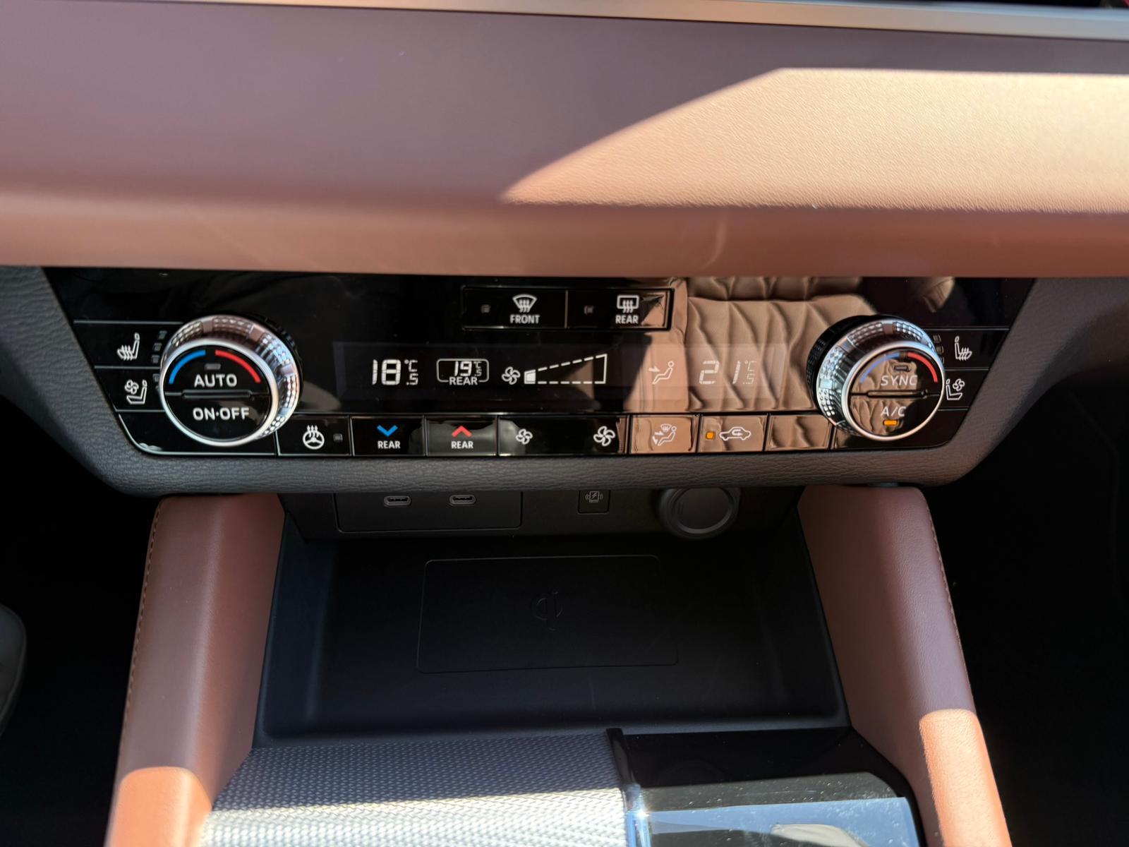 Mitsubishi Outlander PHEV Top Luxury *Massage *360° *Leder