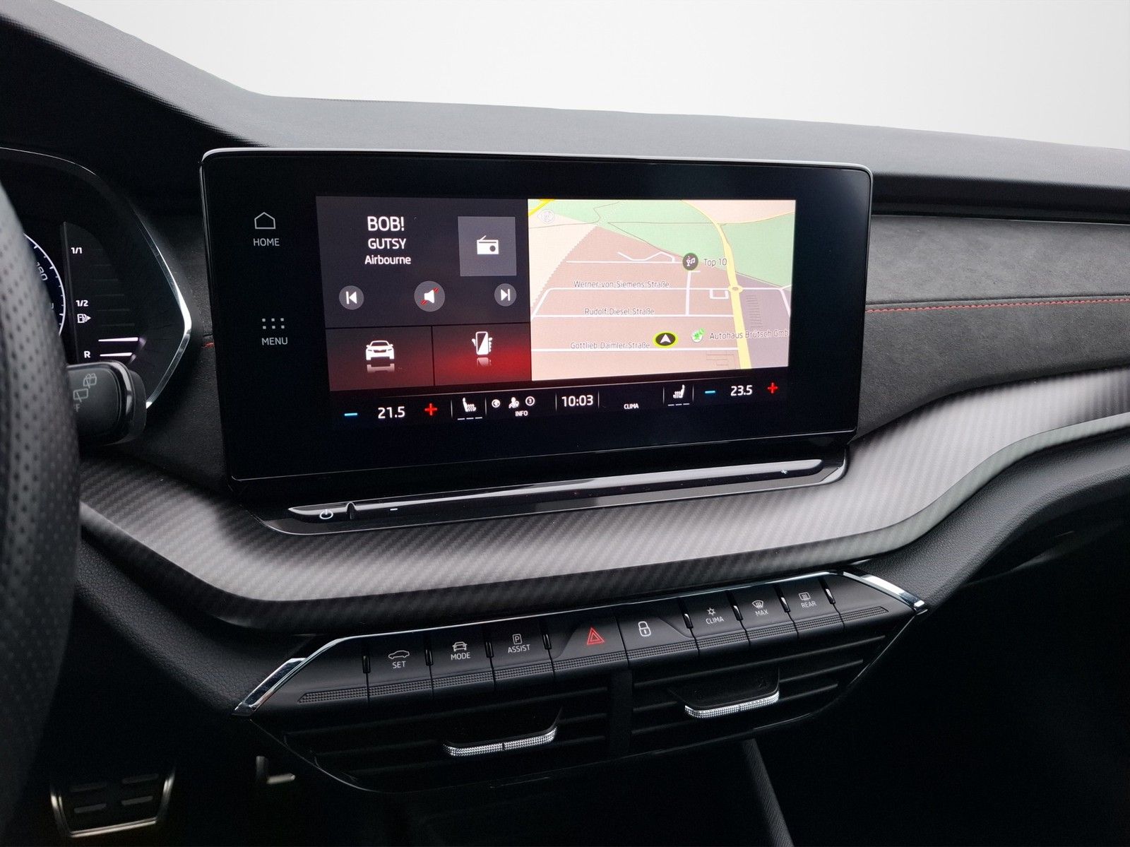 SKODA Octavia Combi RS Plus 2.0 TSI DSG / PANORAMA / A - Image 13