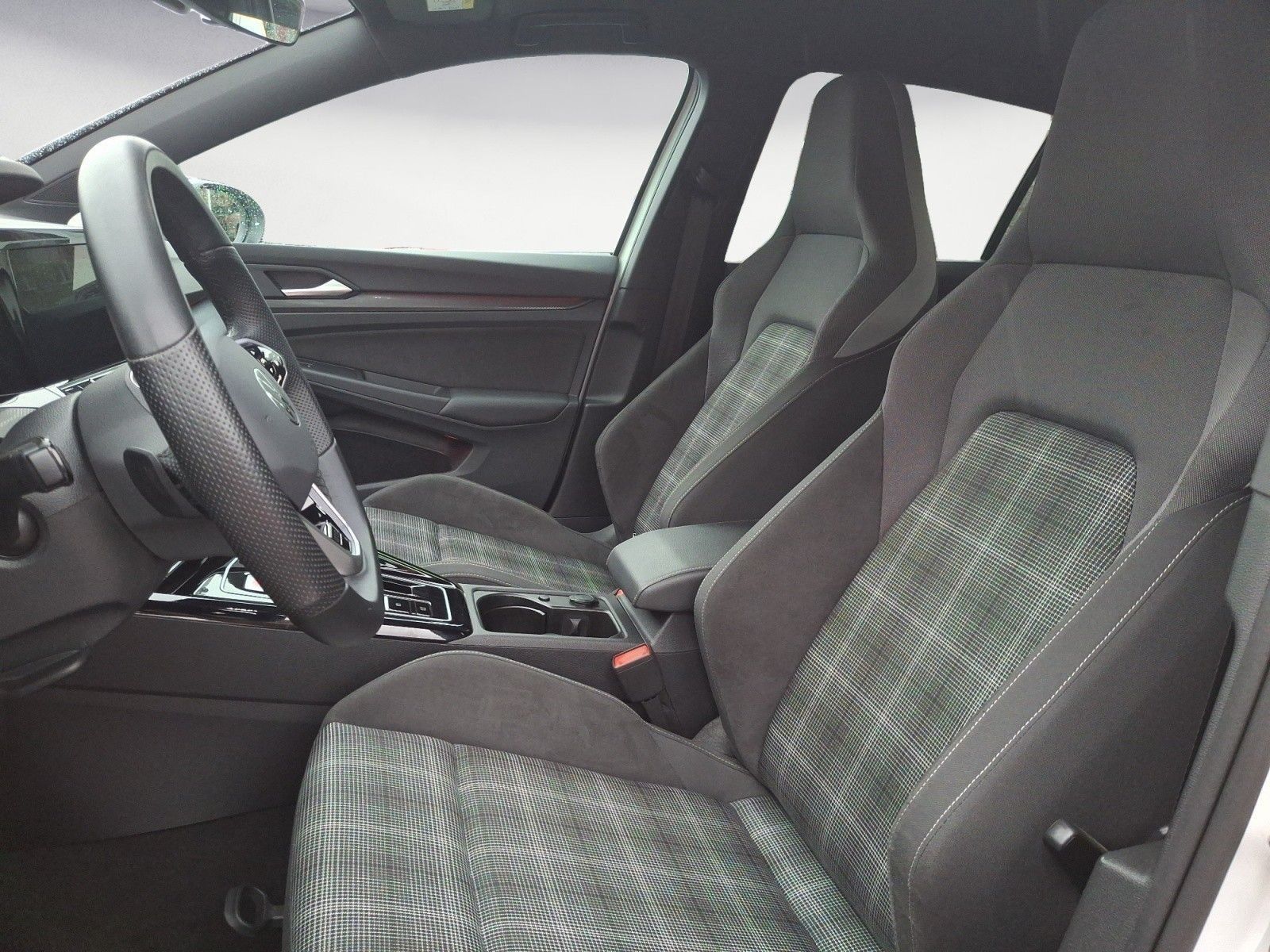 Volkswagen Golf - Bild 6