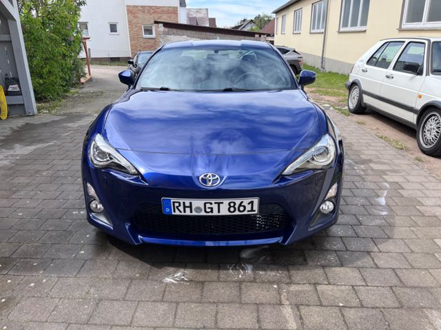 Toyota GT86 Vollausstattung 