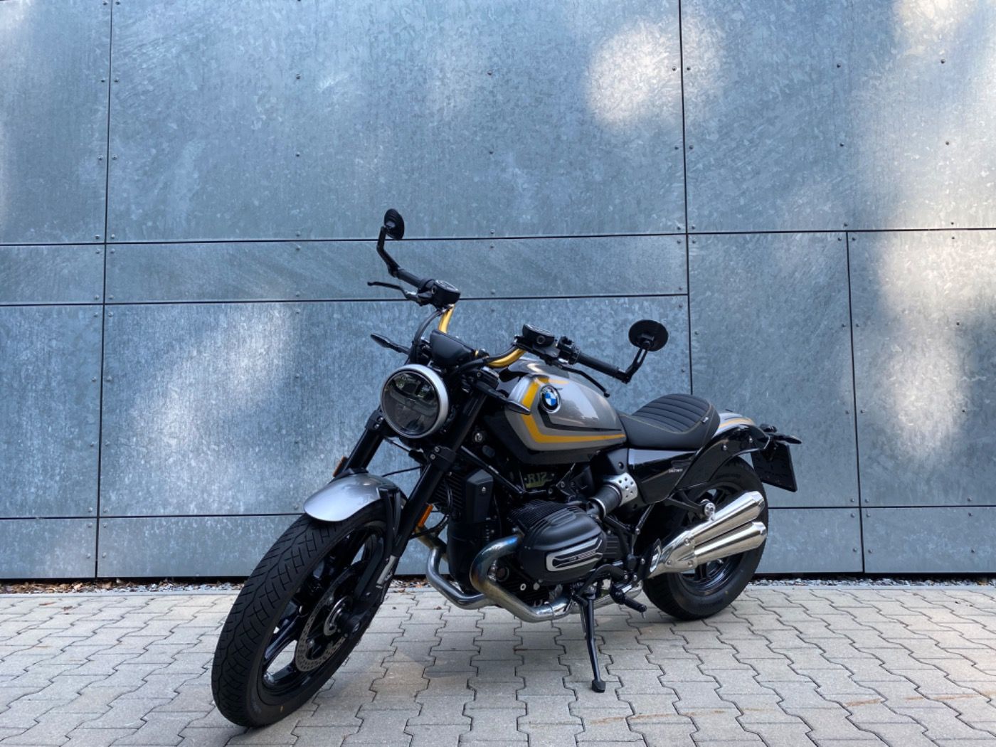 Fahrzeugabbildung BMW R 12 Option 719