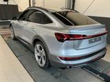 Audi e-tron 55 quattro S line 95kWh UPE:113.124,-€|Pa - silberne Audi e-tron