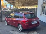 Renault Clio Grandtour Luxe 1.2l*40TKM*KLIMA*PANO*NAVI* - Renault Clio aus 2009: Kombi