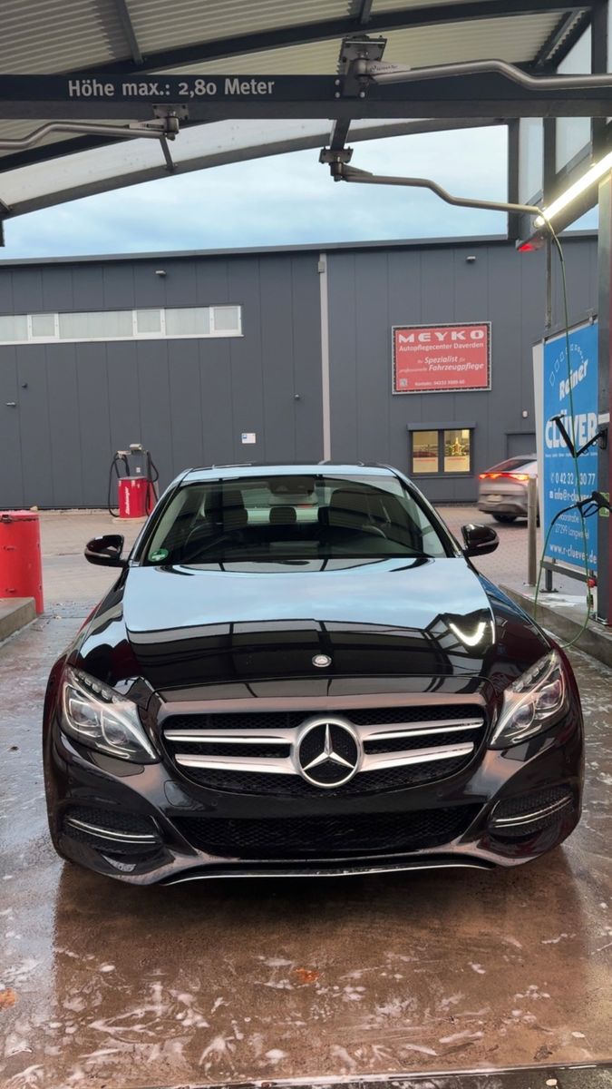 MERCEDES-BENZ C 180