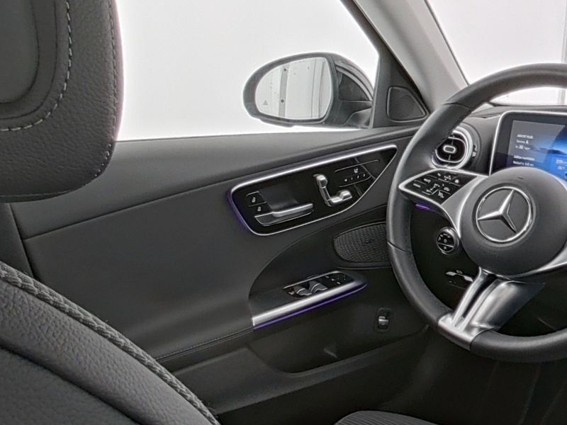 Fahrzeugabbildung Mercedes-Benz C 200 d AVANTGARDE*KAMERA*MEMORY-SITZE*WINTER-P*