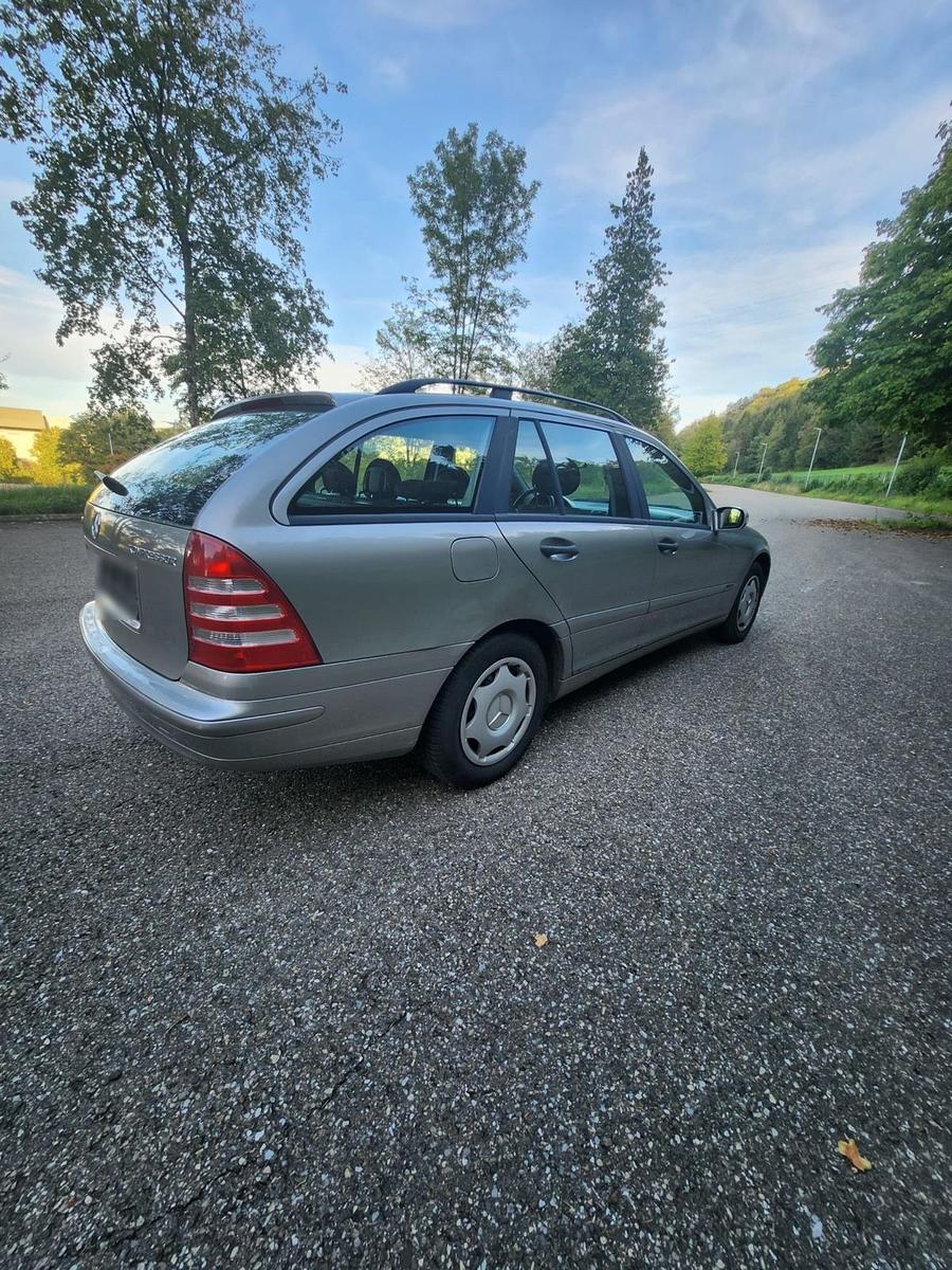 Mercedes-Benz C180 2004 — photo 8