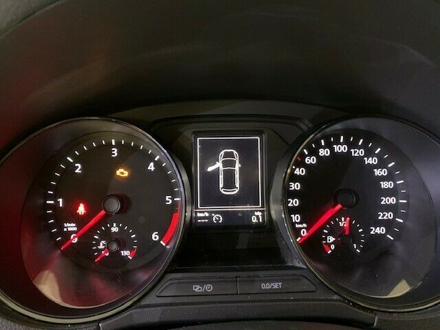 Fahrzeugabbildung Volkswagen Polo V 1.4 TDI NAVI/TEMP/ALARM/TEMPOMAT