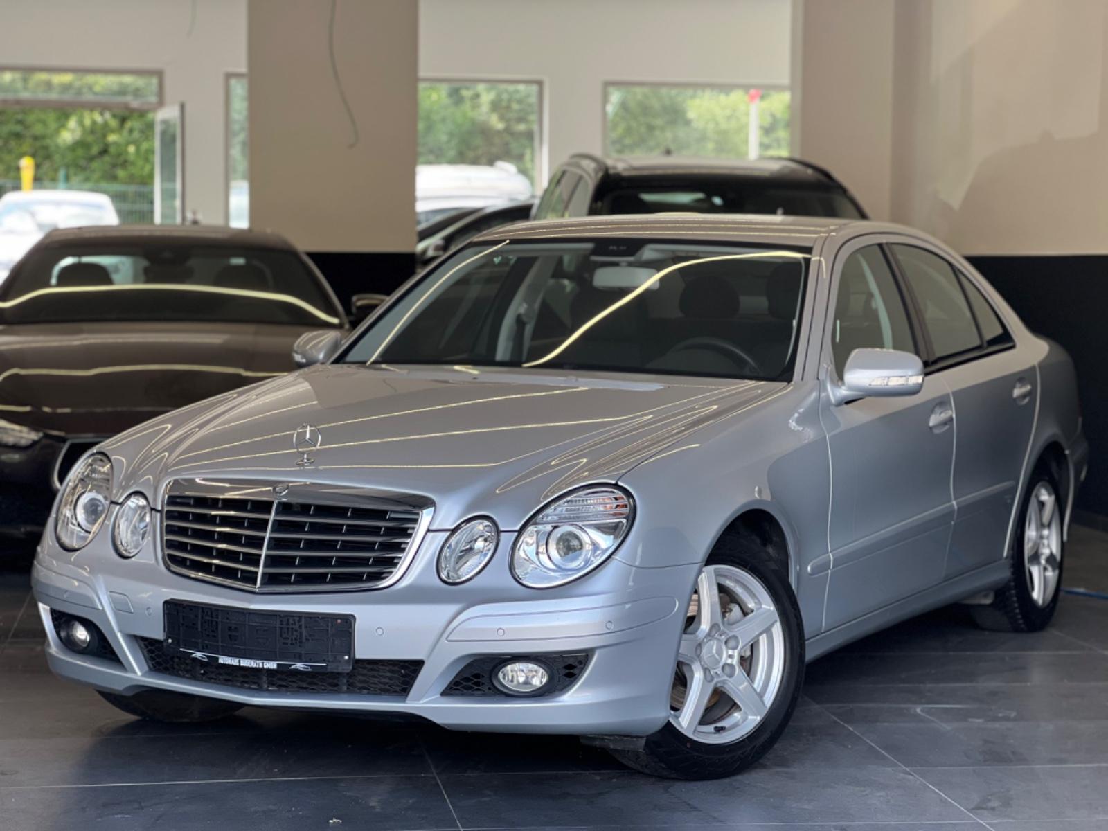Mercedes-Benz E 200 K E-Klasse Lim. Automatik.Navi.AHK.SHZ.PDC