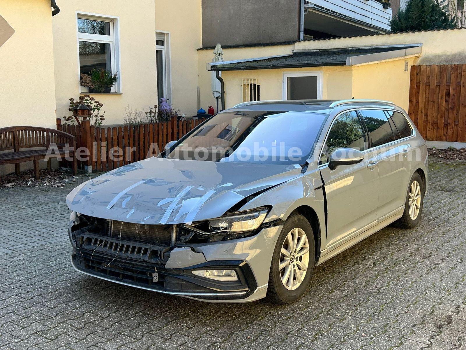 Volkswagen Passat Variant R LINE PANO AHK 360 IQ LIGHT