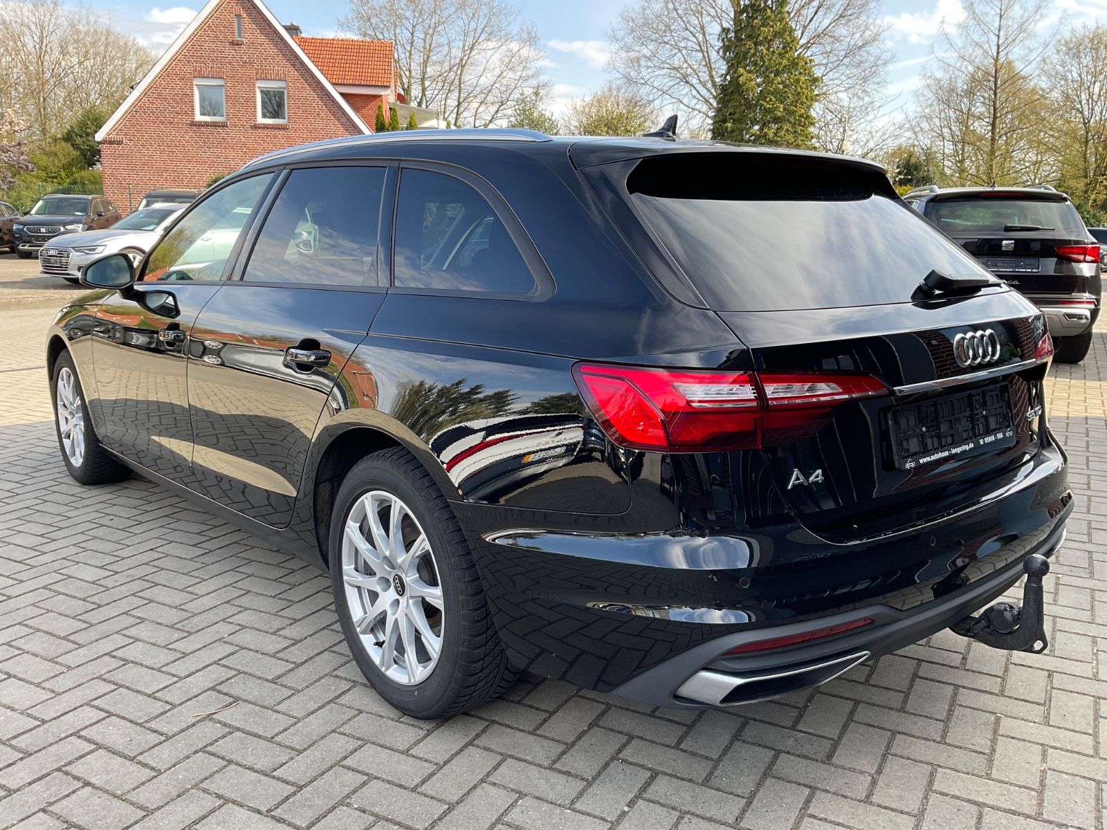 Fahrzeugabbildung Audi A4 35 TDI S tronic Avant,Kamera,Navi,AHK,LED,