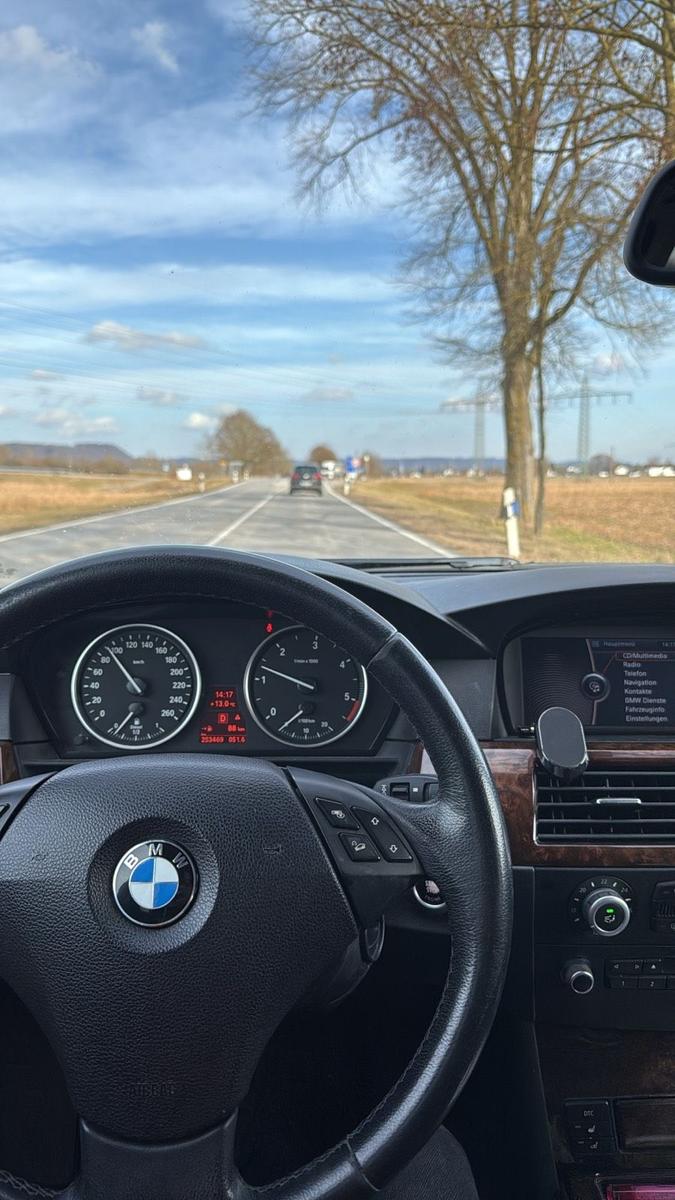 BMW 530 2009 — photo 9