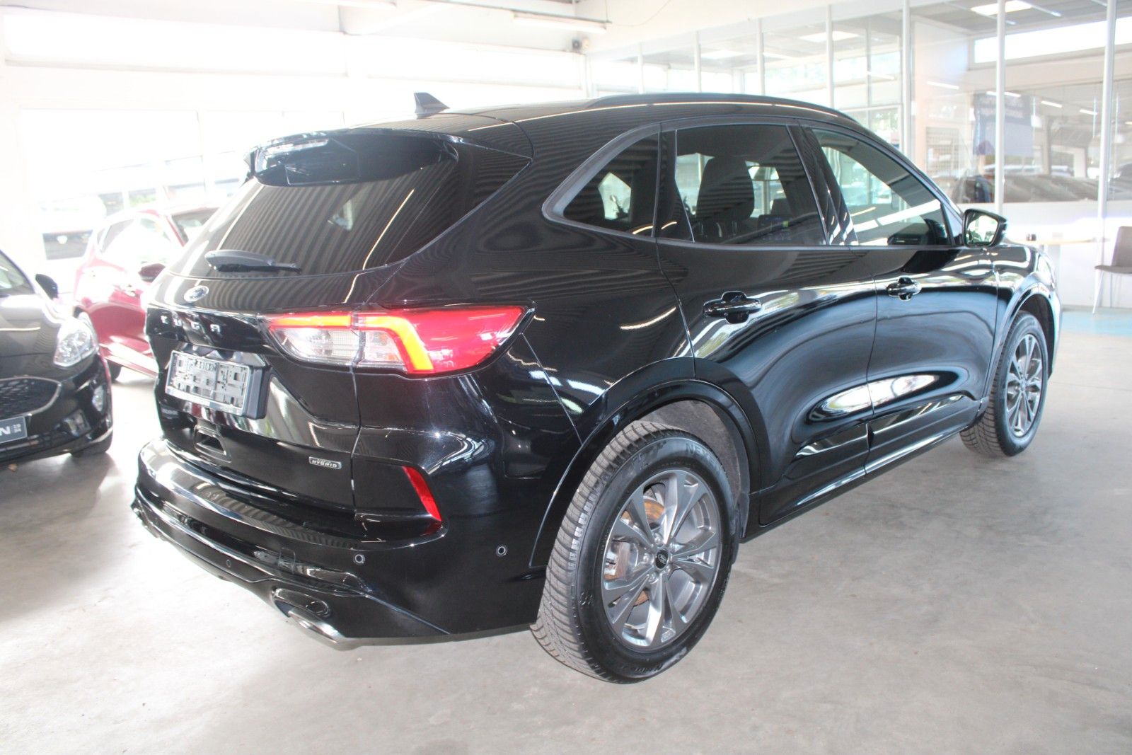 Fahrzeugabbildung Ford Kuga PHEV ST-Line X LED HUD 2xCam ACC WinterPak.