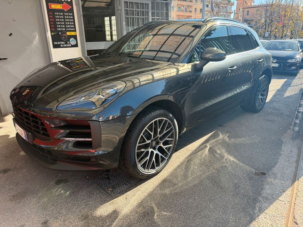 Image of Porsche Macan