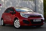 Kia Rio FIFA WorldCupEdition/1-HAND/AUTOMATIK/KAMERA - Kia Rio mit Benzin-Antrieb: Limousine