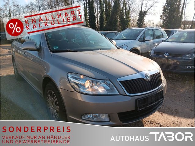 Skoda Octavia Combi 1.6 Ambiente AHK Climatr PDC GRA