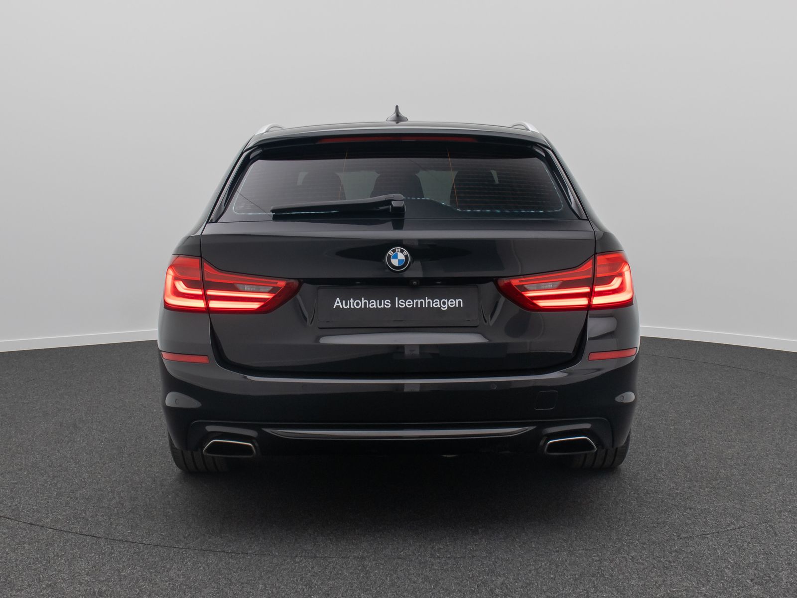 Fahrzeugabbildung BMW 540i xD Luxury Line HUD DAB Massage Panorama AHK
