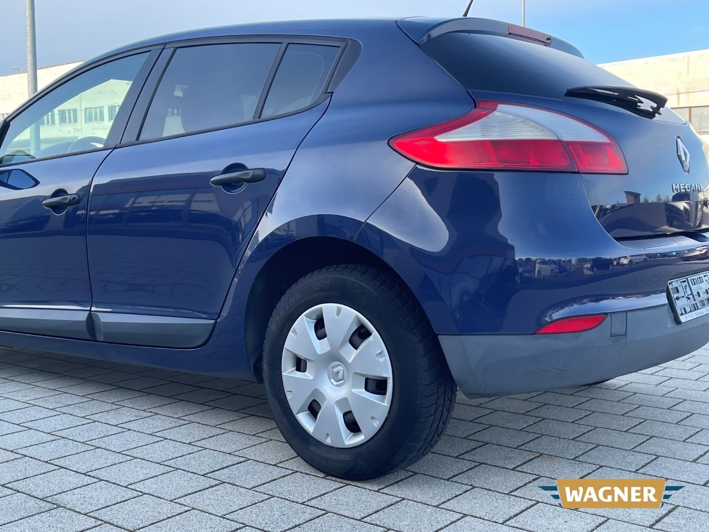 Fahrzeugabbildung Renault Megane III Authentique 1.6 16V 100