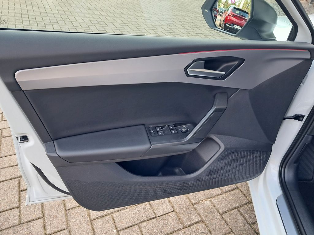 SEAT Leon SP Kombi FR 1.5 eTSI Kamera Navi LED - Bild 6