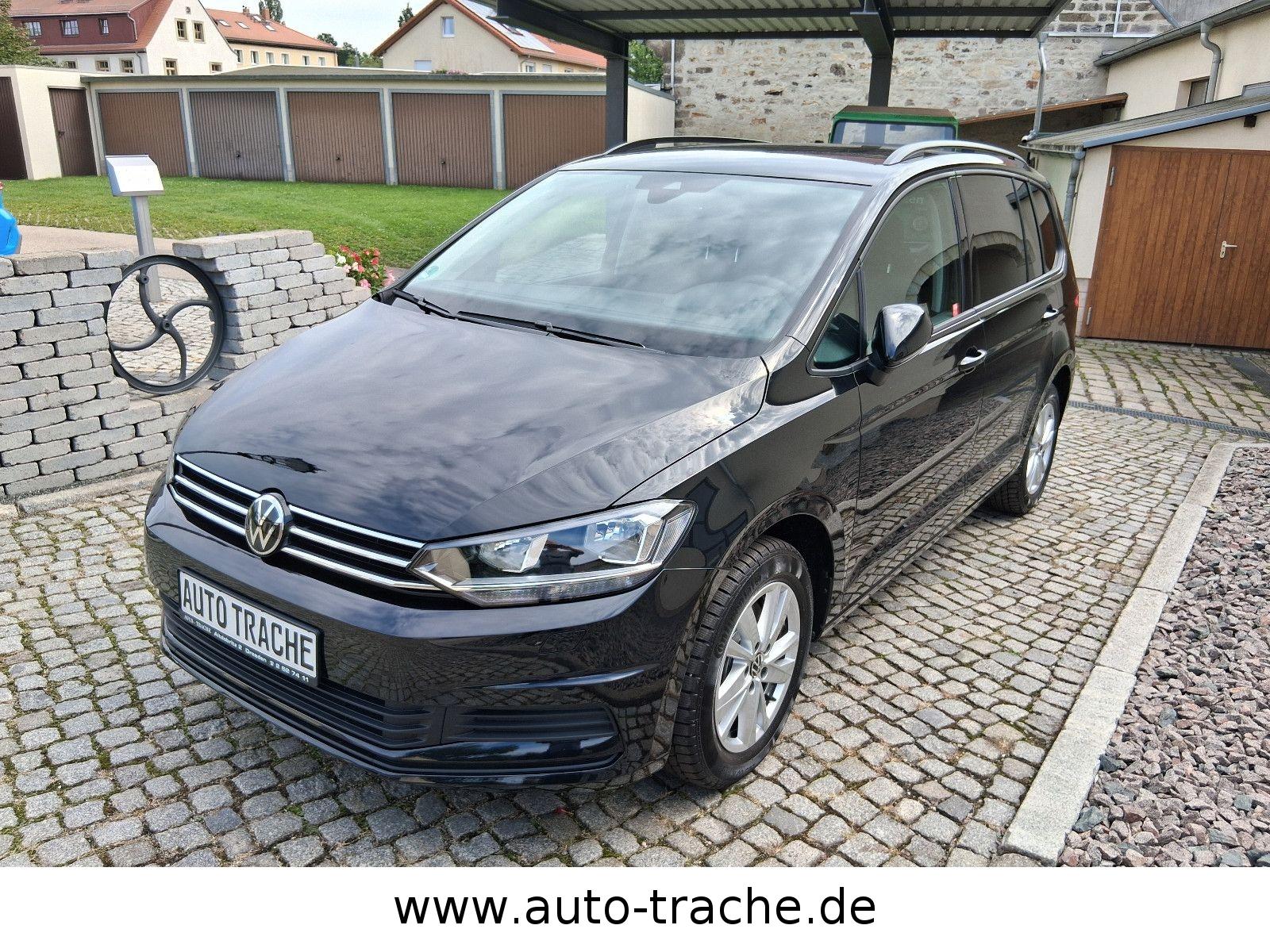 Volkswagen Touran Comfortline BMT 7 Sitze AHK Navi DAB