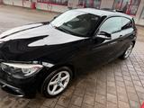 BMW 118i  1. Hand, unfallfrei - BMW: Unfall