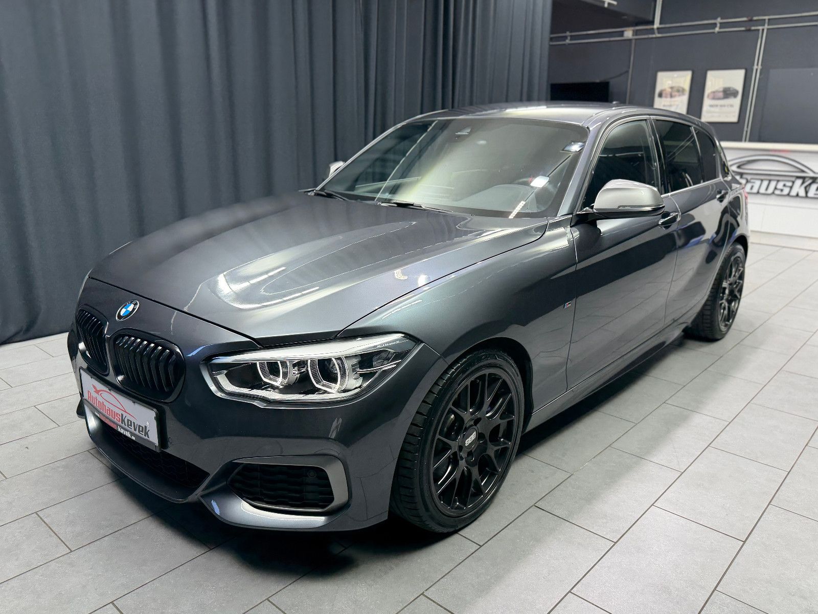 Fahrzeugabbildung BMW M140i xDrive Special Edition |LED|DEUTSCHES FZG