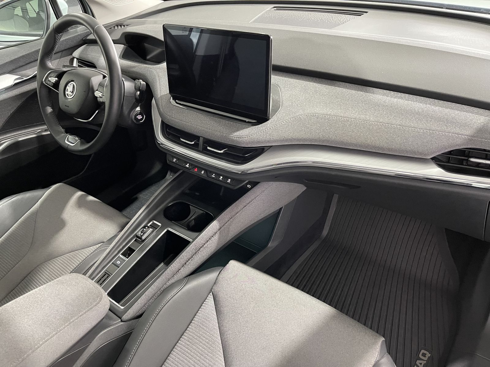 Fahrzeugabbildung SKODA Enyaq 60 Loft*LED*Cam*Navi*ACC*Spur*