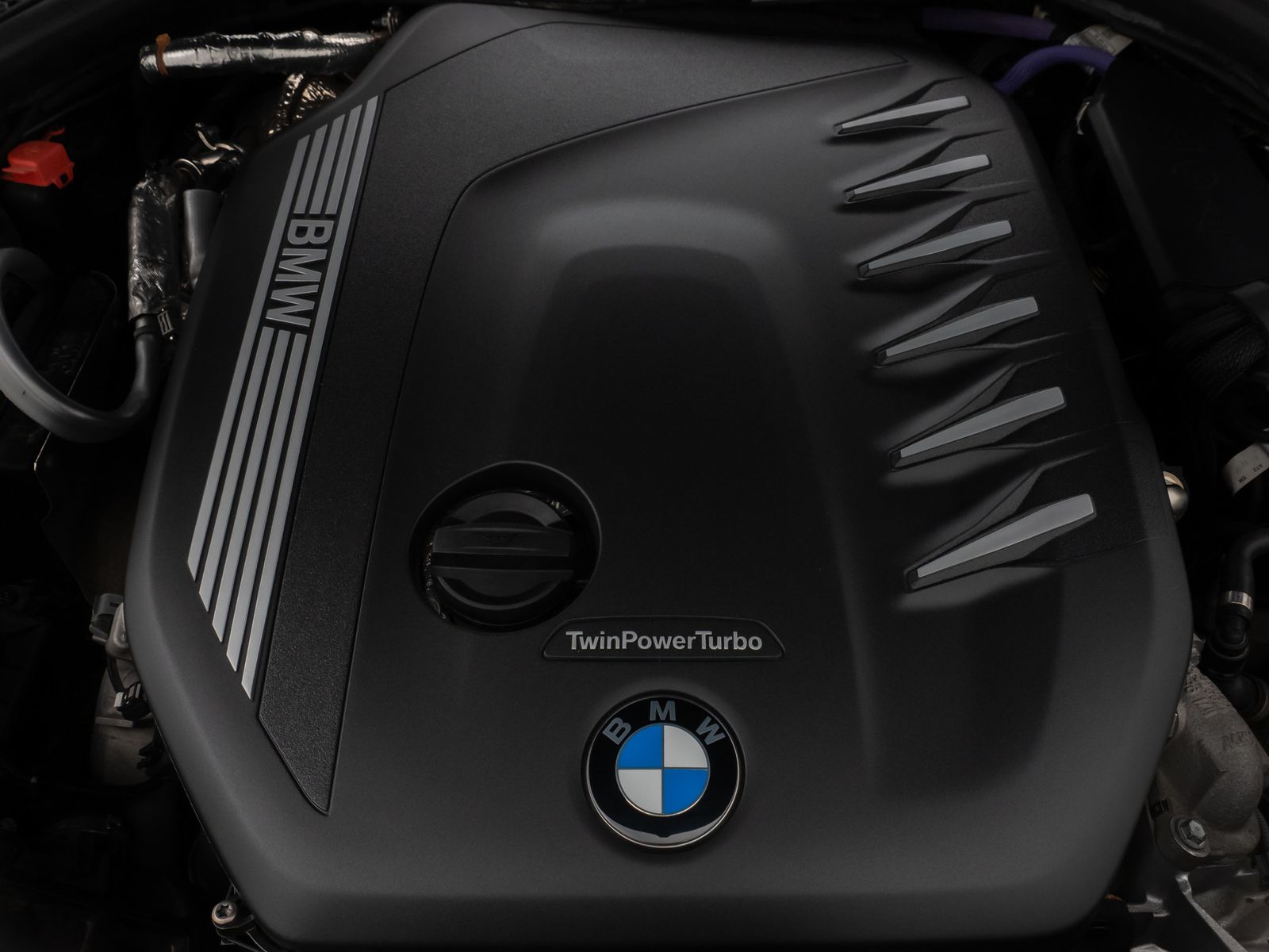 Fahrzeugabbildung BMW 530d M Sport Panorama Kamera Laser HUD DAB H/K