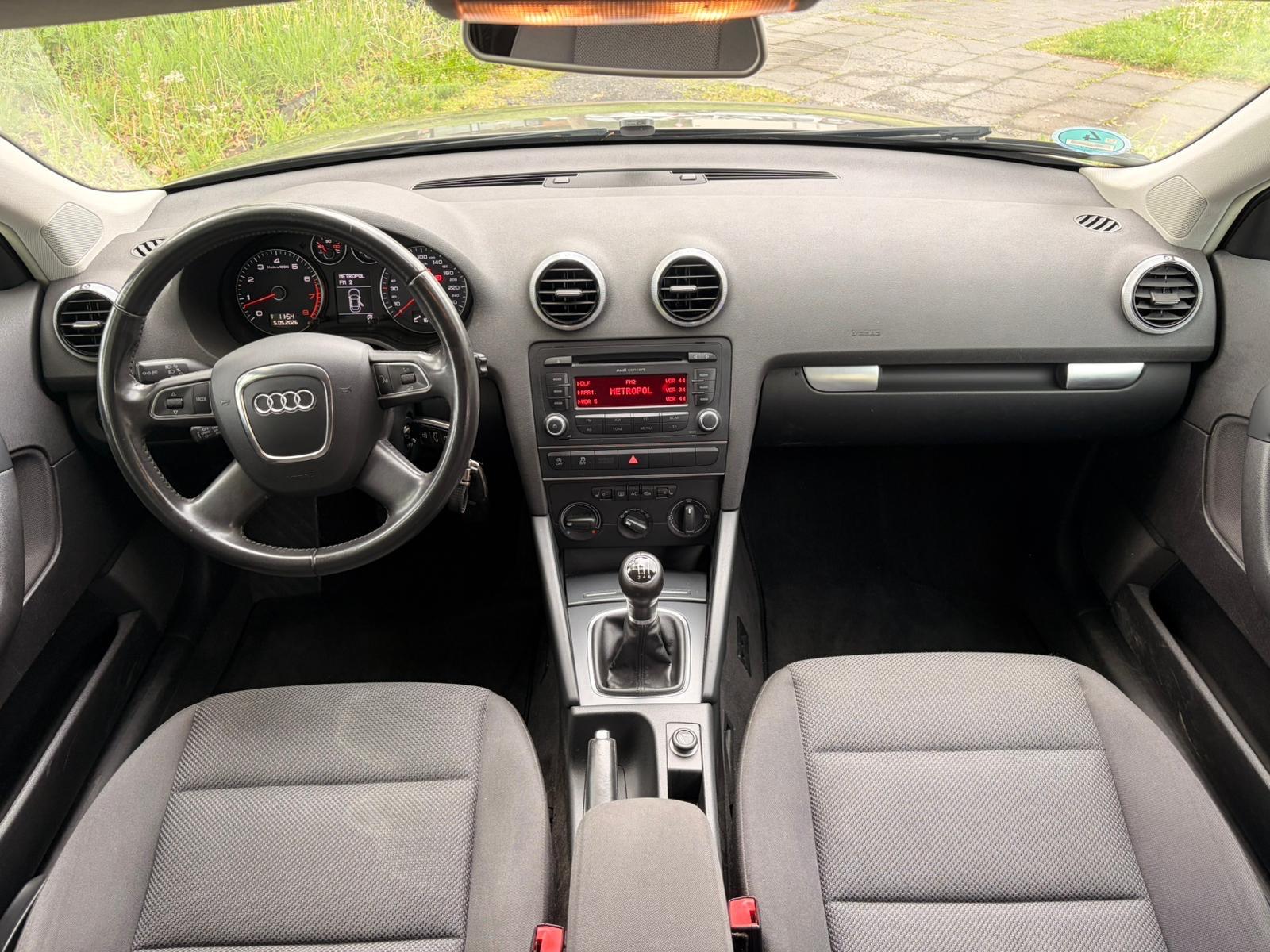 Audi A3 Sportback 1.2 TFSI Attraction. Klima/Tempomat