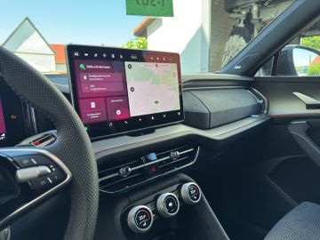 Skoda Kodiaq 1.5 TSI iV 150 kW Sportline*AHZV*HUD*360°