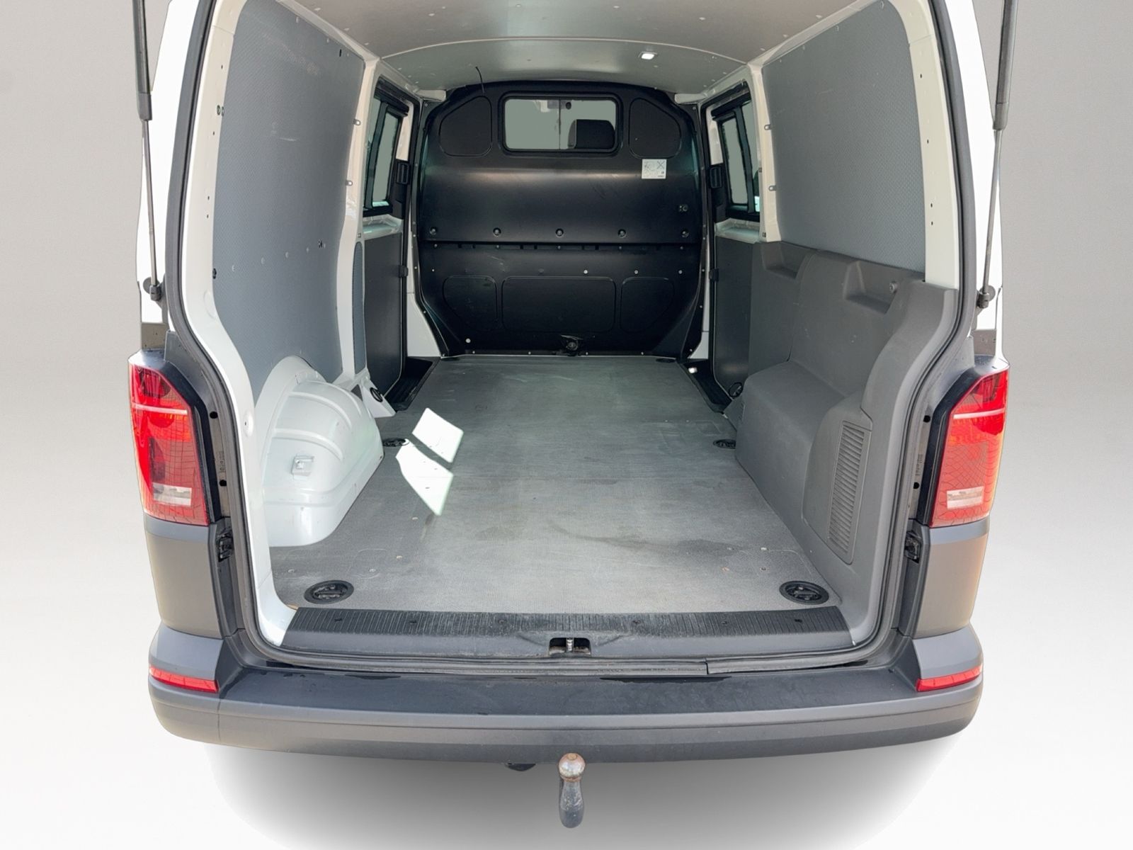 Transporter T6.1 Kasten EcoProfi lang, AHK, LED,