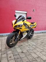 Yamaha YZF-R1 - YAMAHA 2006 YZF R1
