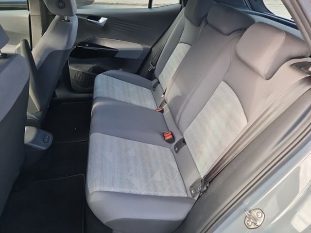 Fahrzeugabbildung Volkswagen ID.3 PRO PERF LIFE WÄRMEPUMPE NAVI PDC SHZ ACC K