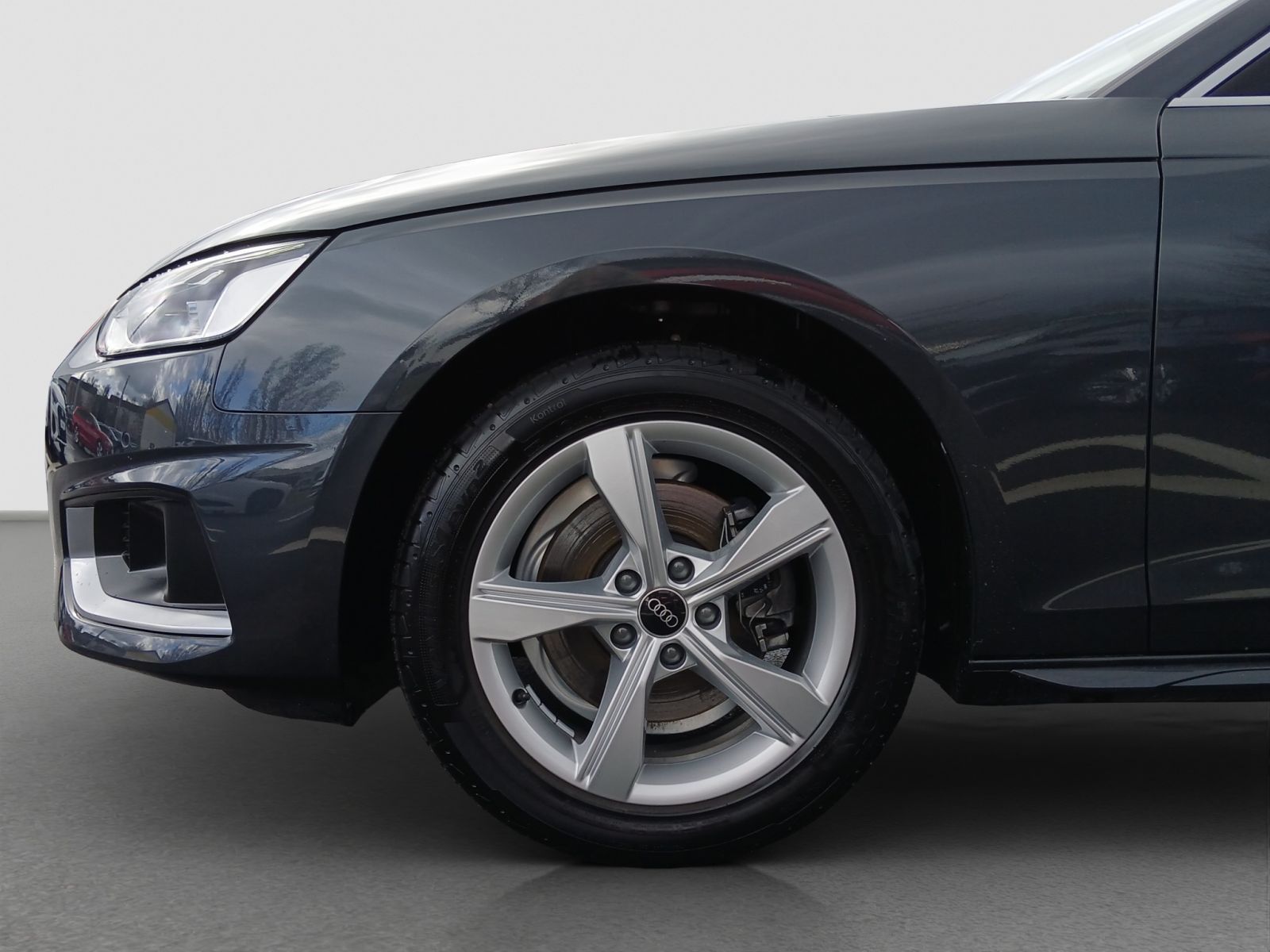 Audi A4 - Bild 4