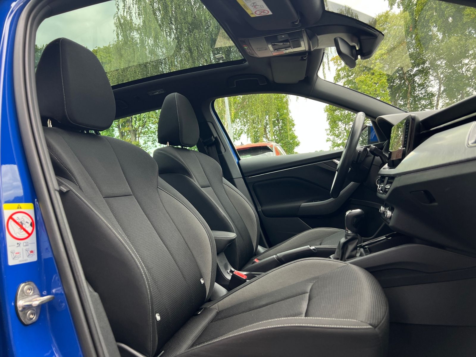 Fahrzeugabbildung SKODA Scala TOUR 1.0 TSI DSG *LED, Pano, Navi, 17"-LM*