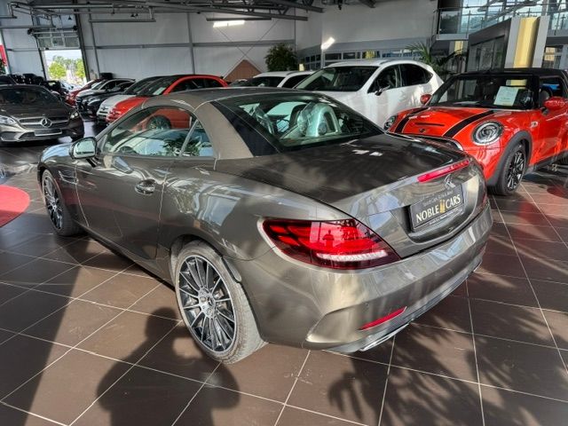 Fahrzeugabbildung Mercedes-Benz SLC 300 AMG Line AIRSCARF MEMORY LED