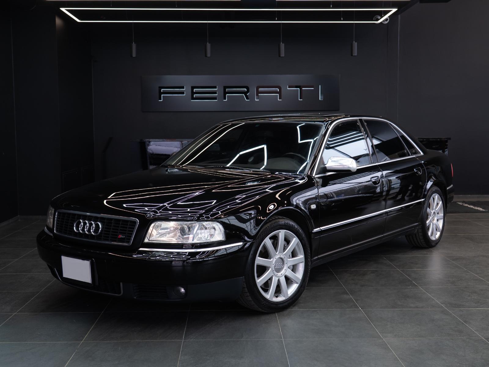 Audi S8 4.2 Quattro