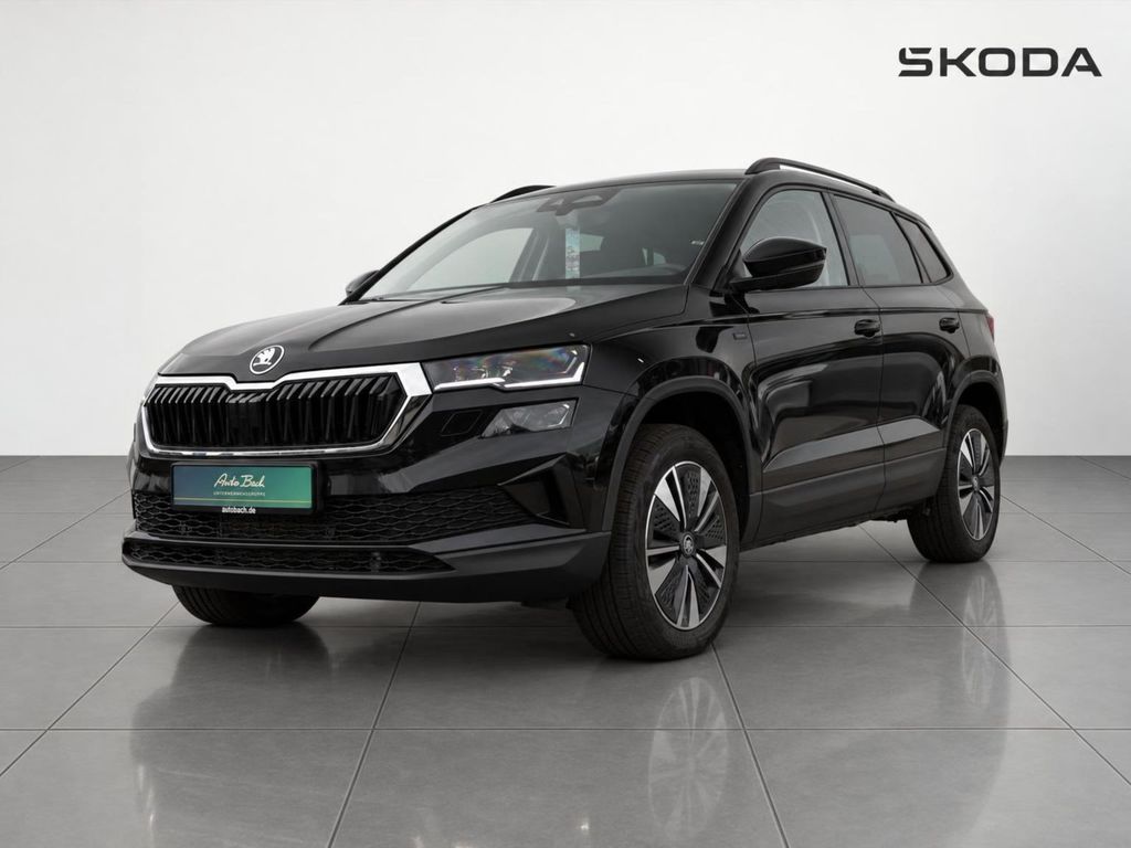 Karoq Tour 2,0 TDI DSG ACC AHK RFK NAVI KESSY