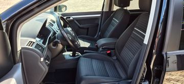 Volkswagen Touran - 7
