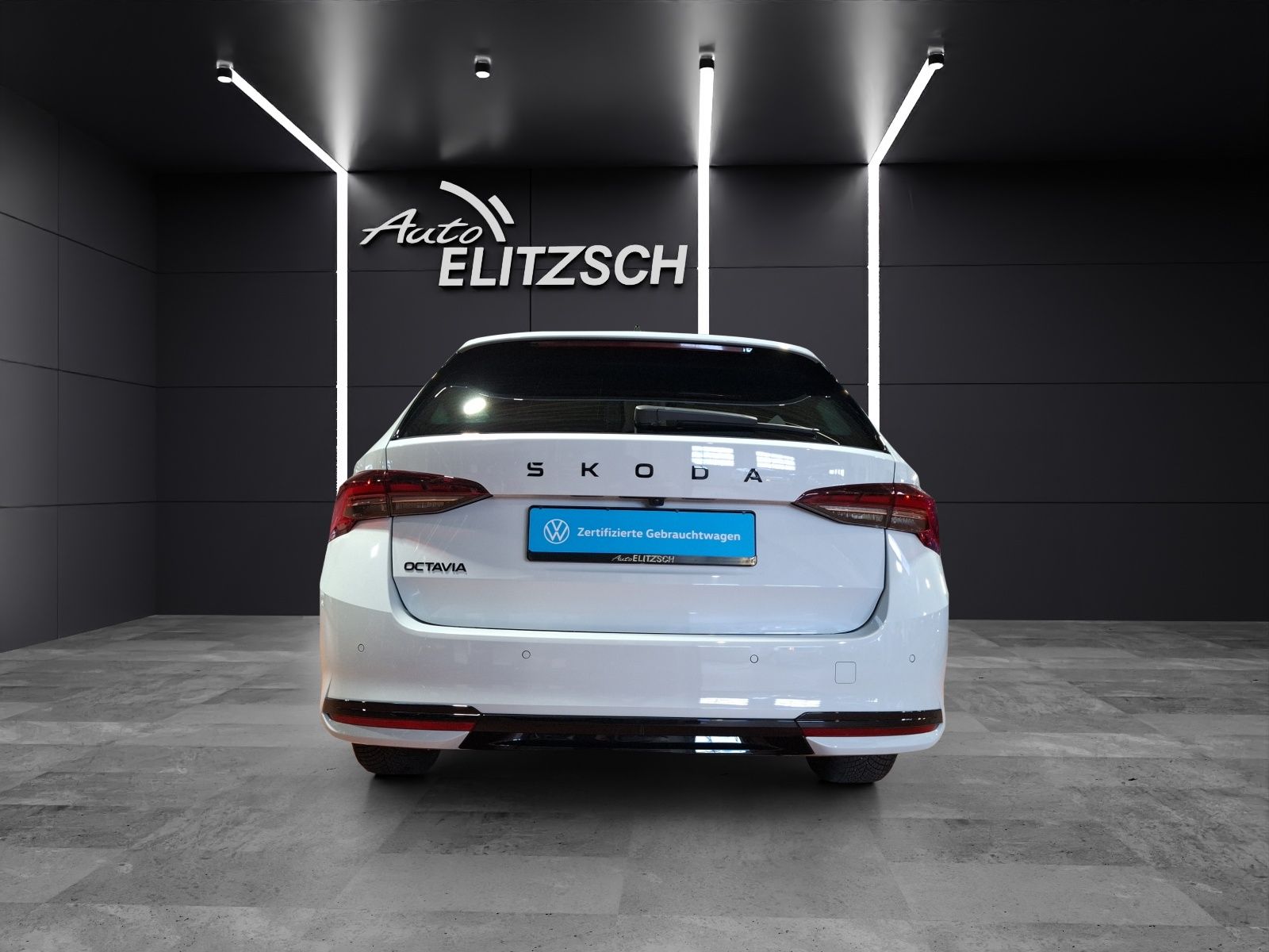 Fahrzeugabbildung SKODA Octavia Combi TDI Sportline DSG Matrix Navi HUD