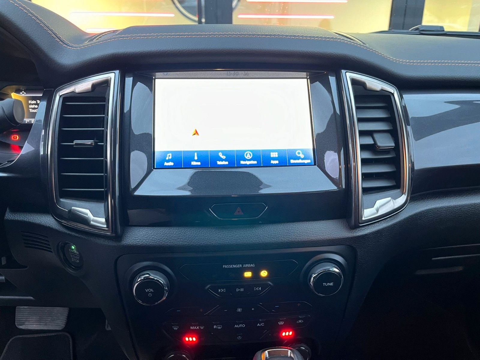 Fahrzeugabbildung Ford Ranger 2.0 TDCi PantherWildtrak Doppelkab. 4x4