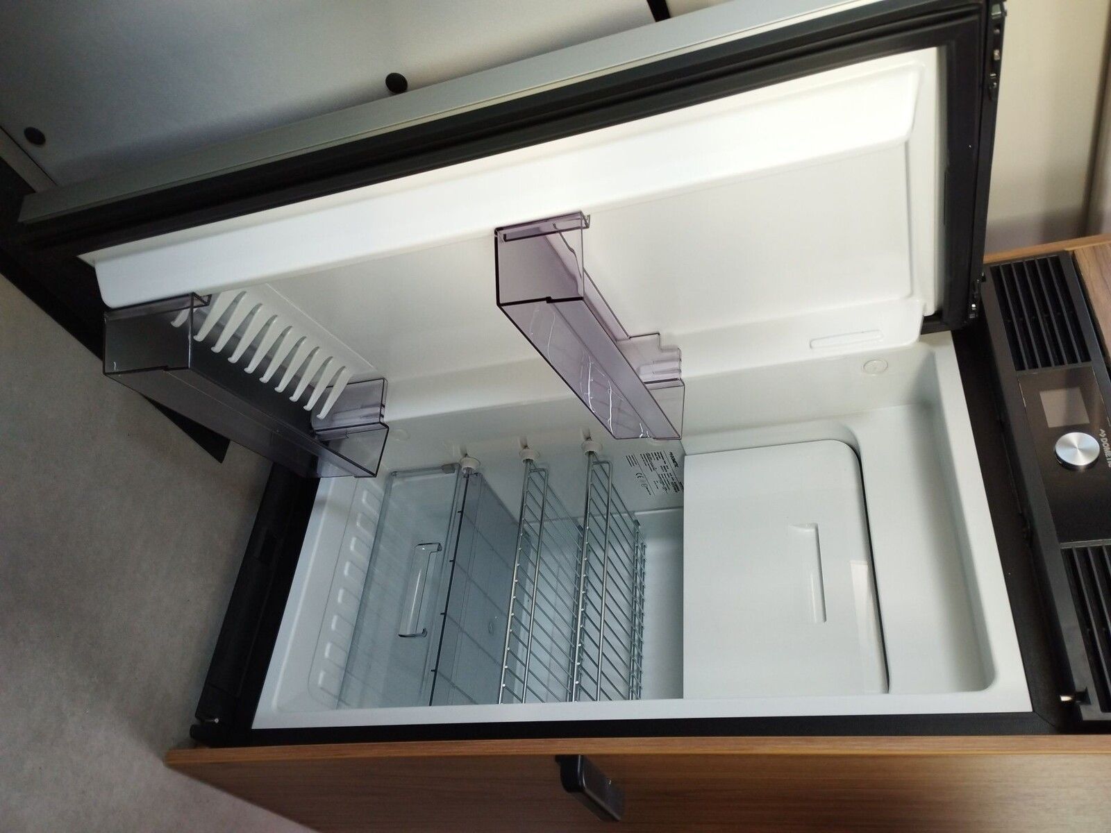 Fahrzeugabbildung Karmann Dexter 4x4 DE 560 AW Allrad 4x4, Rückfahrkamera