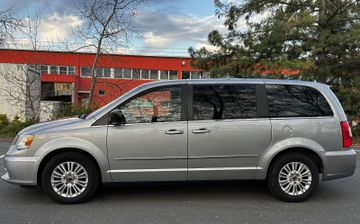 Lancia Voyager - 3