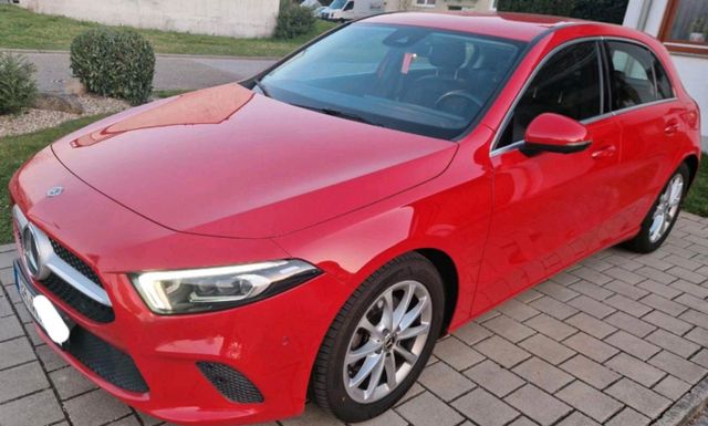 MERCEDES-BENZ Mercedes A200 CDI Matrix LED Scheinwerfer