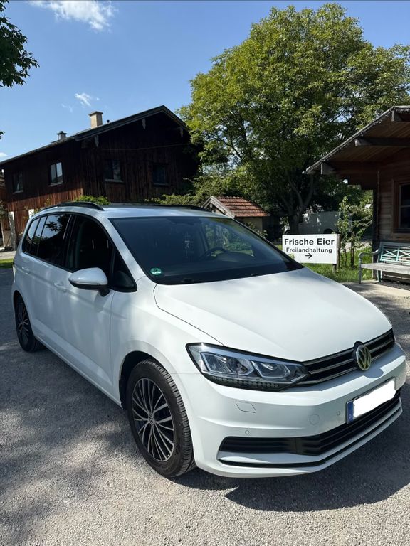 Image of Volkswagen Touran