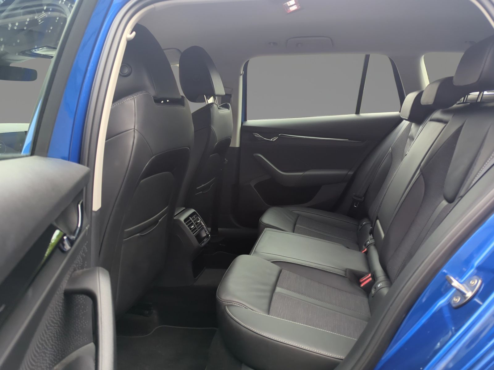 Skoda Octavia - Bild 8