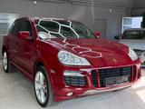 Porsche Cayenne GTS/PAN/21ZOLL/ALCANTARA/BOSE/VOLL - Porsche Cayenne: Rot