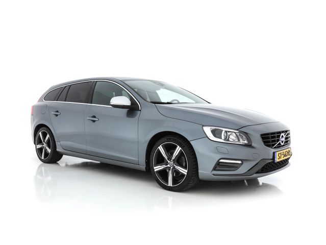 Volvo V60 2.0 D4 R-Design Business-Sport *NAVI-FULLMAP